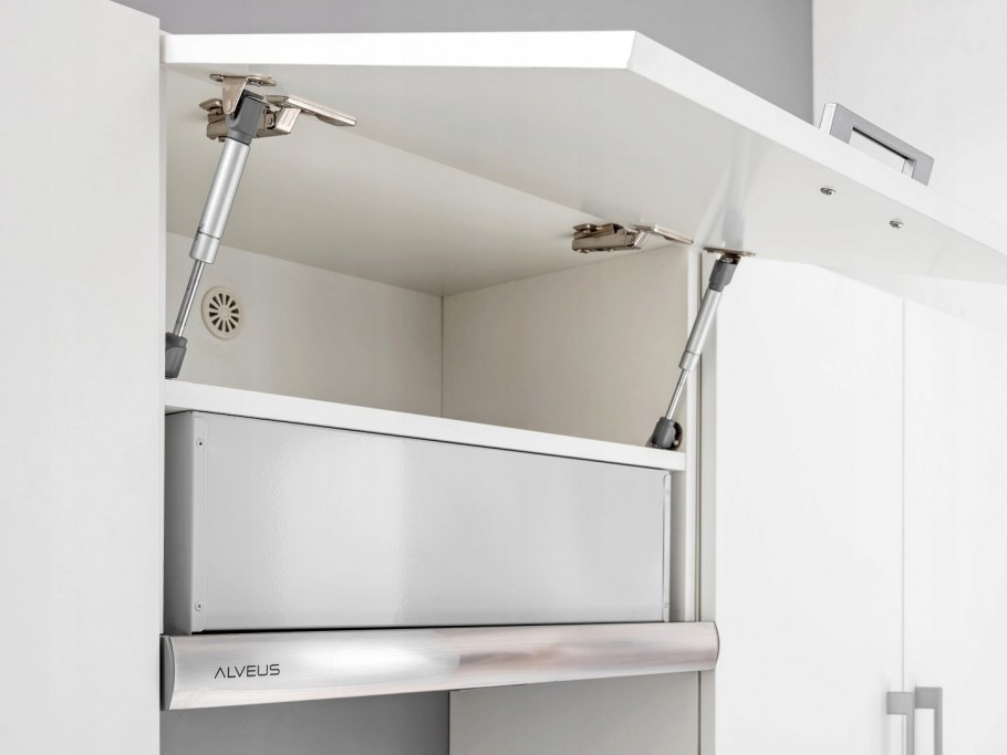 Доводчик для фасадов кухни