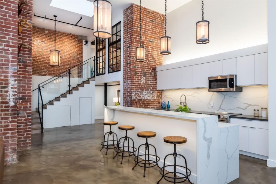 Барная зона в стиле лофт