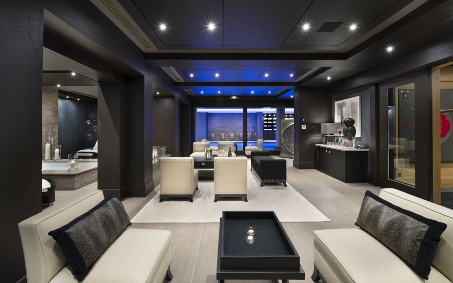 Роскошный современный интерьер