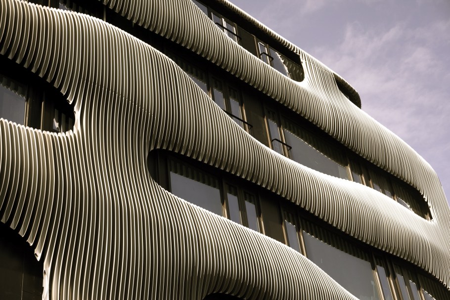 Здание в стиле пластический пуризм