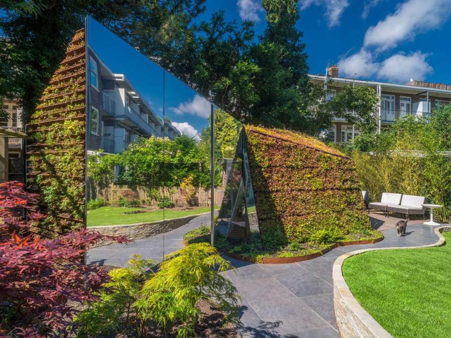 Ландшафтный дизайн здания