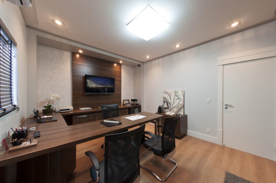 Освещение в домашнем кабинете