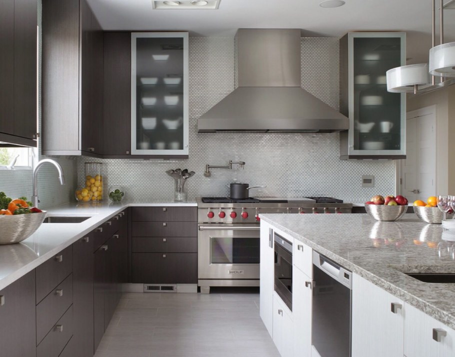 Фартук для кухни серого цвета