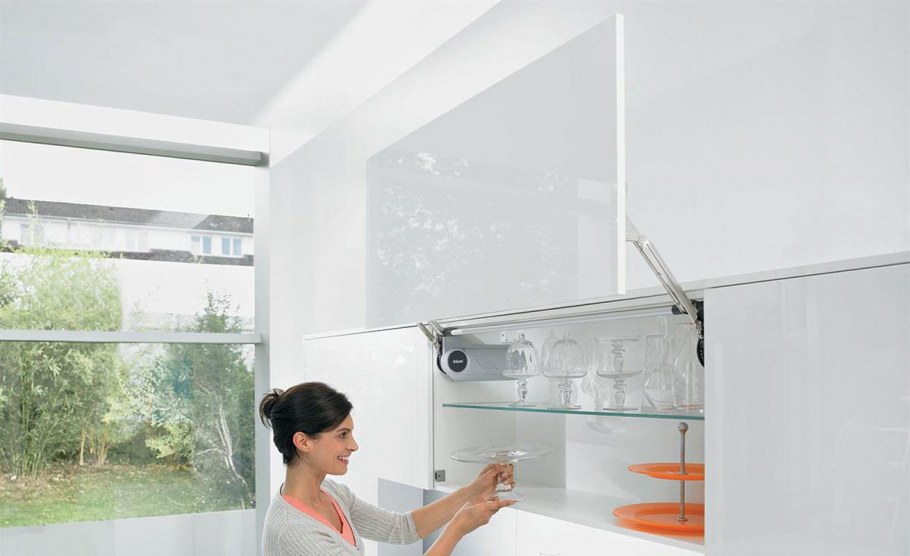 Подъемник Aventos hl Blum (вертикальный)