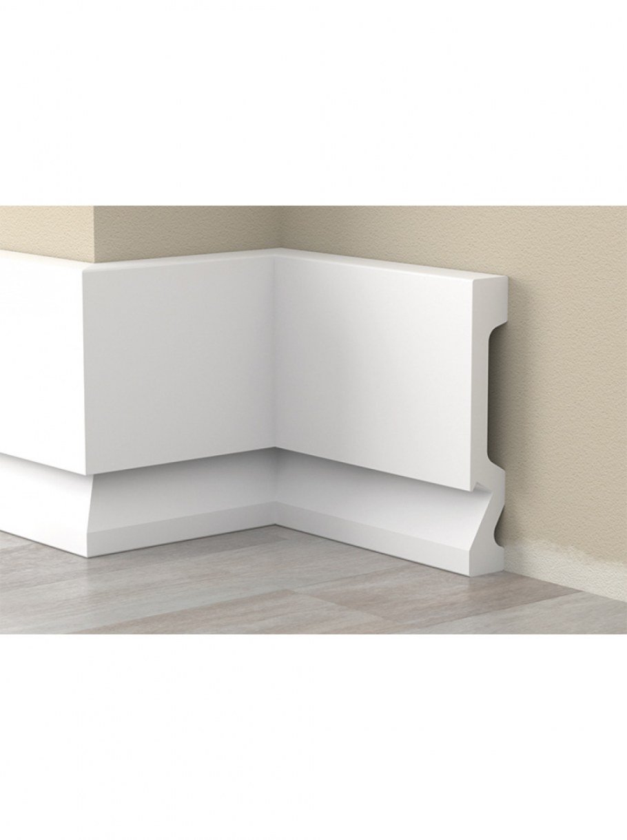 Плинтус Рехау 113