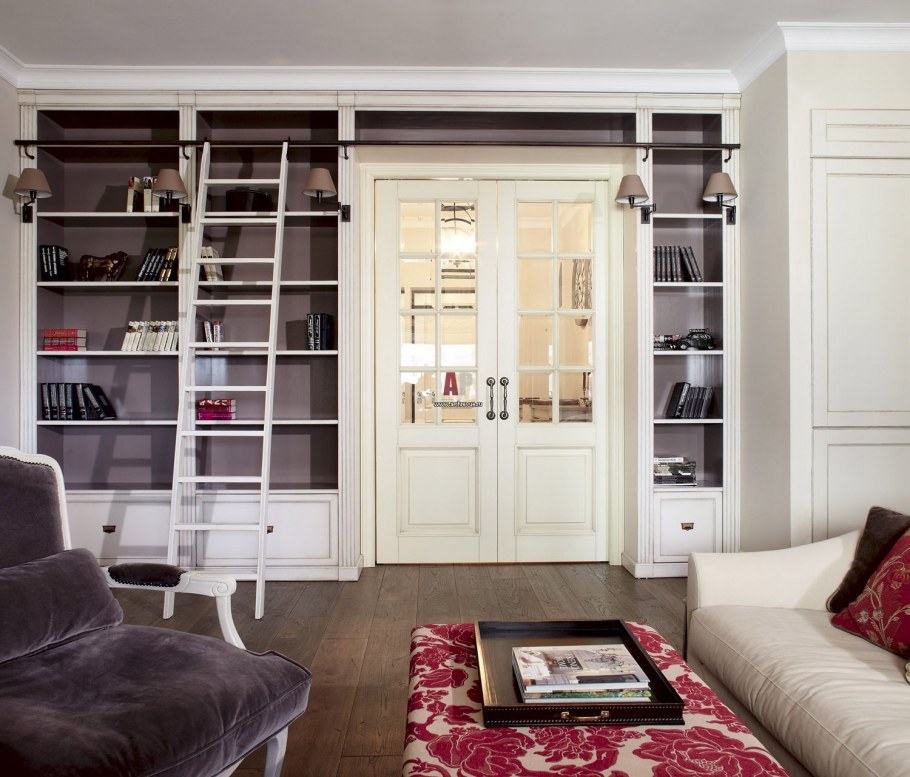 Книжный шкаф в нише