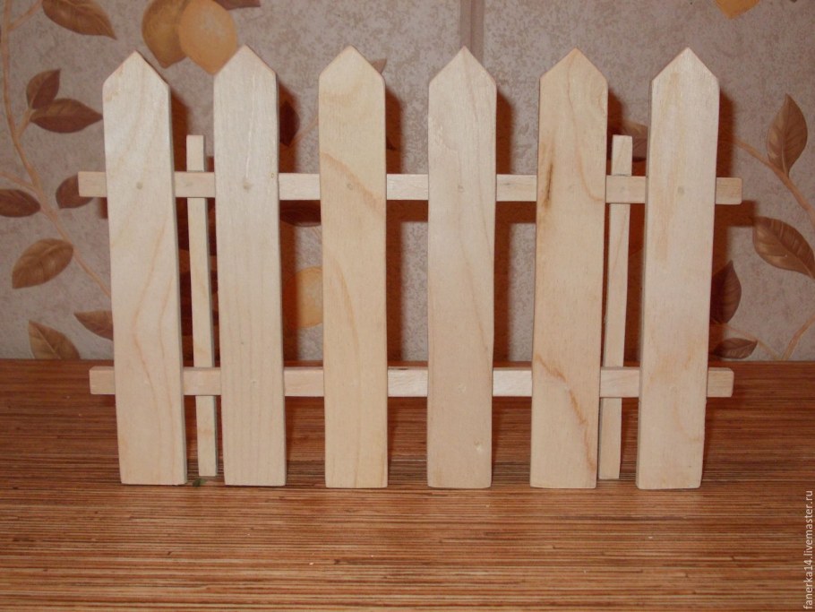 Забор плетень штакетник