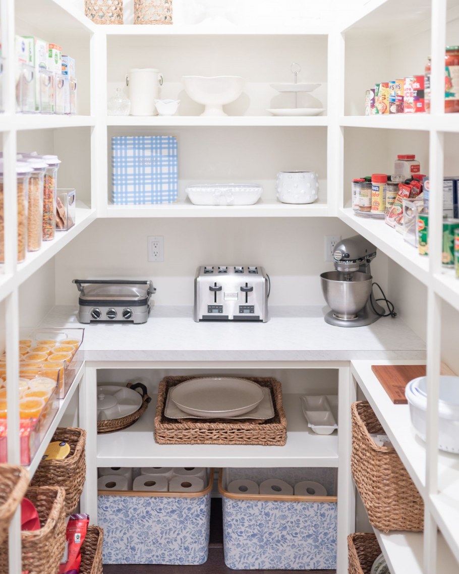 Организация пространства в кладовке