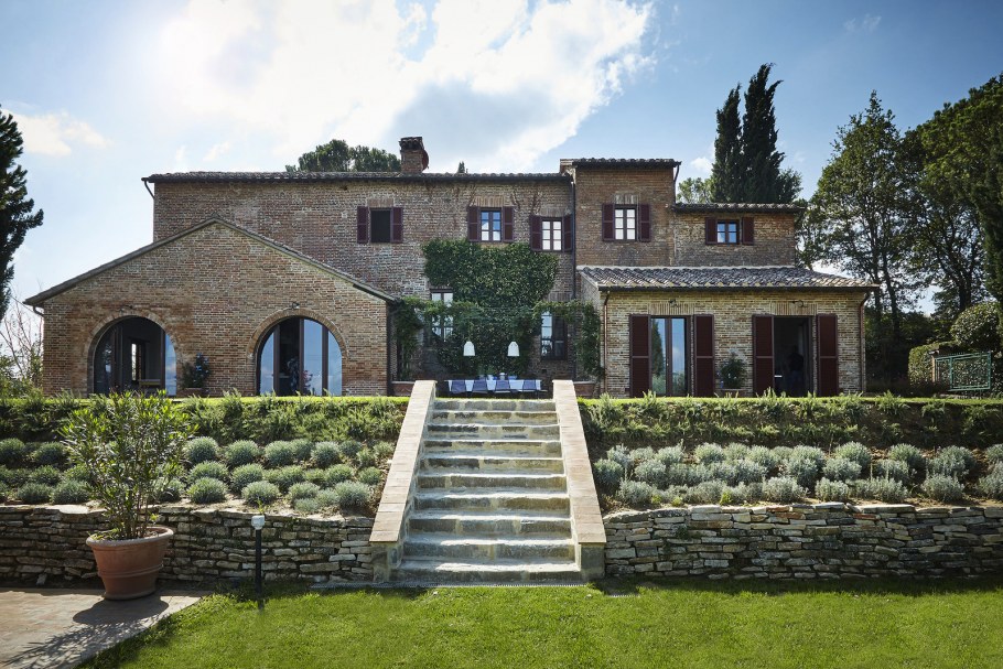 Вилла с виноградниками в Умбрии