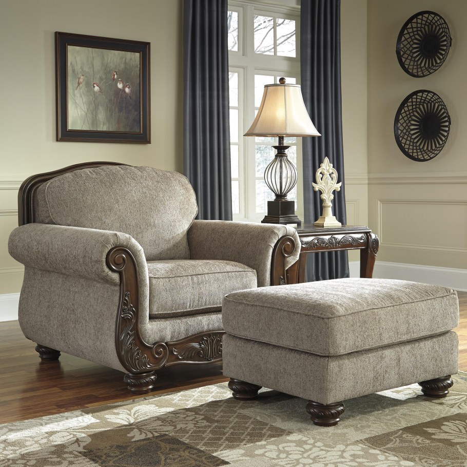 Кресло Эшли Пинскдрев