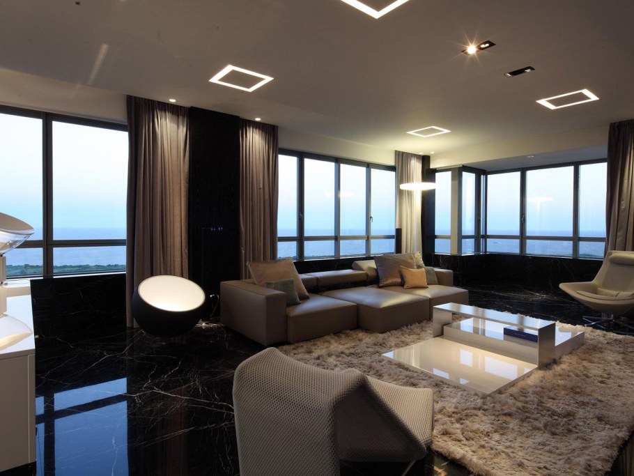 Гостиная с панорамными окнами