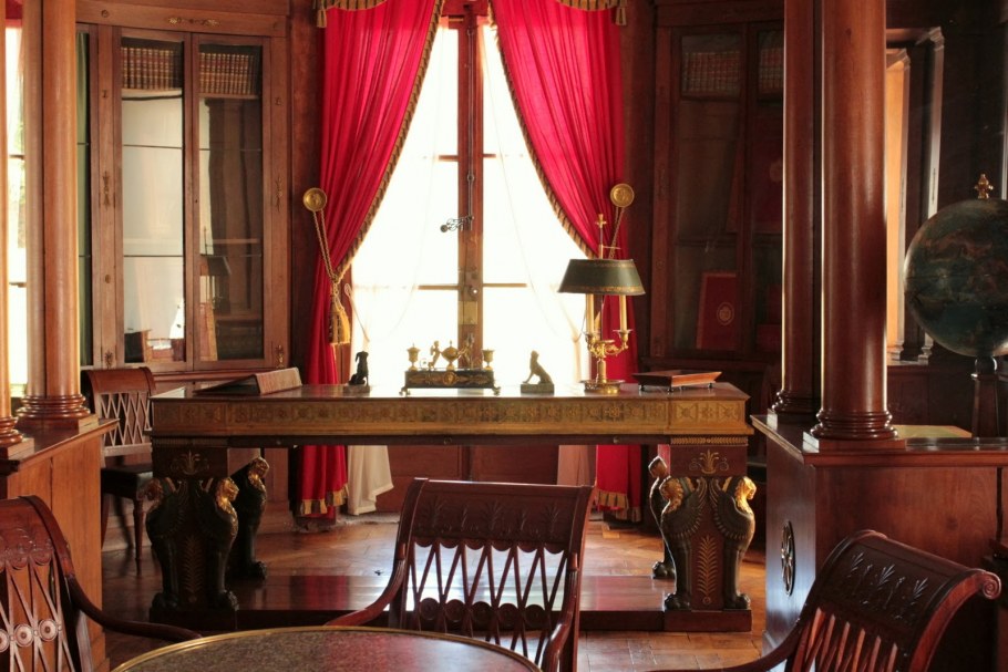 Наполеон и Ампир в интерьере