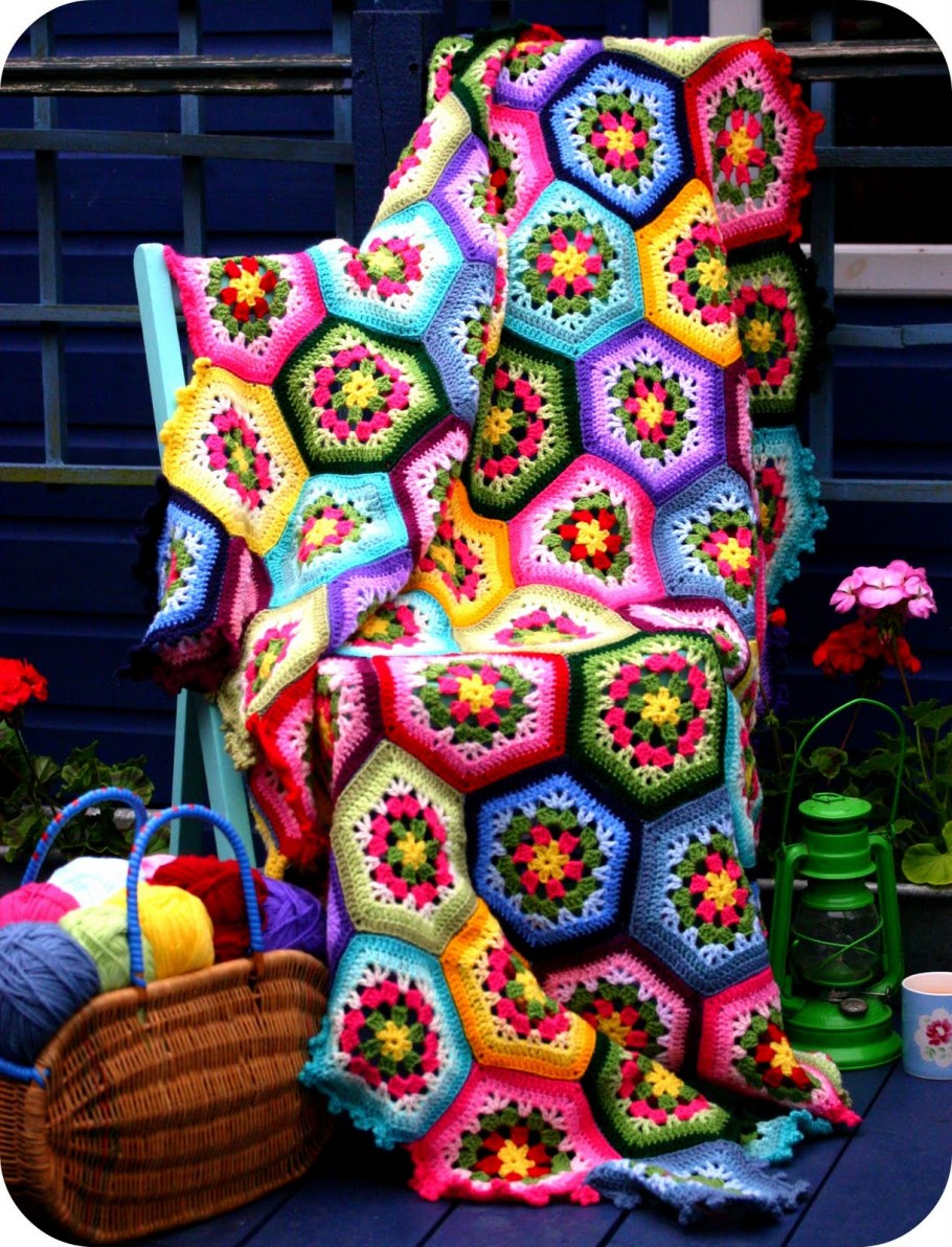 Пэчворк Бабушкин квадрат