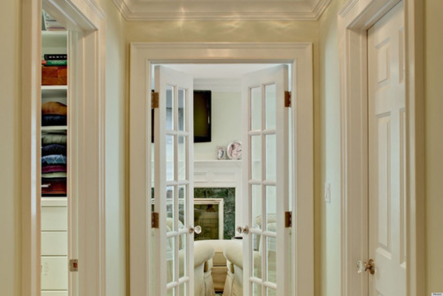 Установка межкомнатных дверей фирмы Краснодеревщик