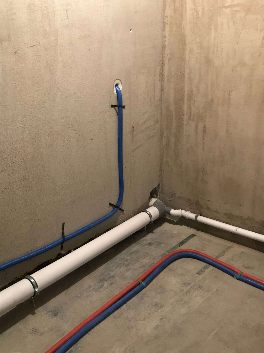 Разводка труб водопровода