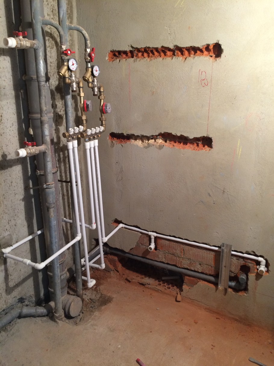 Трубопровод в квартире