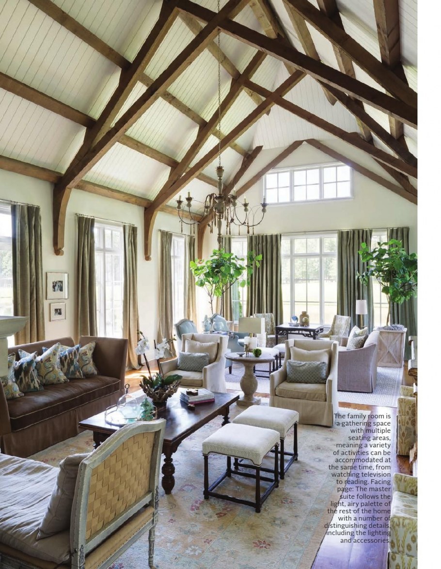 Дом с балками