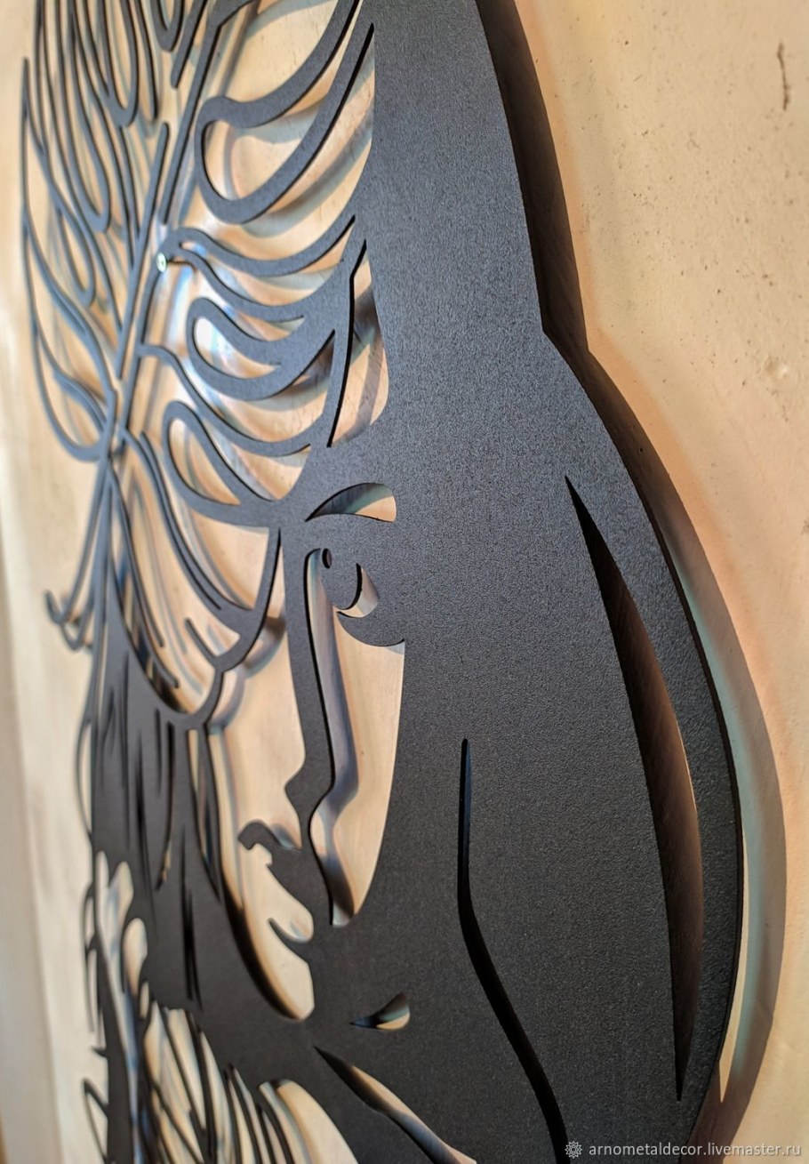Панно из металла на стену