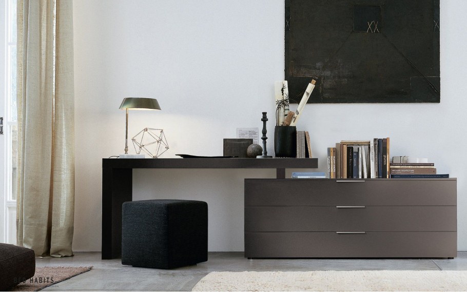 Стол-комод в спальню