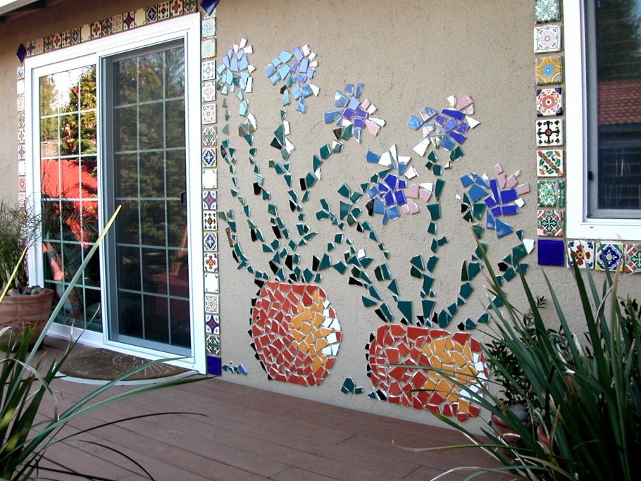 Украшение зданий мозаикой