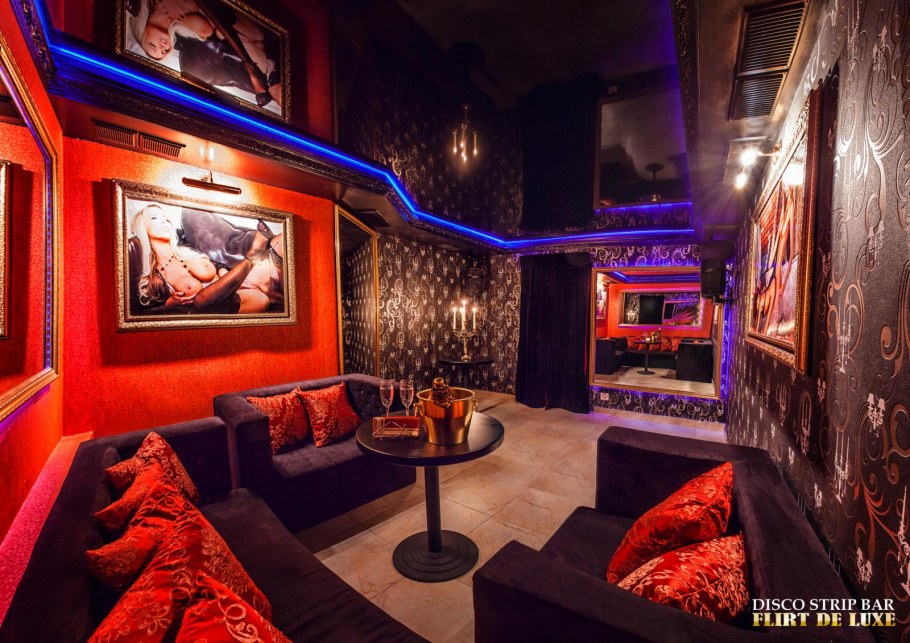 Стрип клуб интерьер