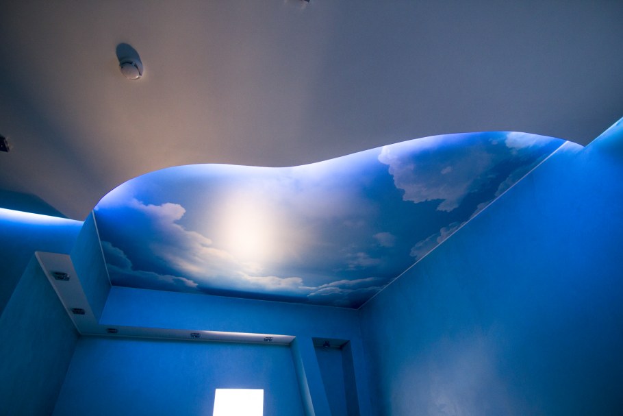 Натяжные потолки фотопечать с подсветкой