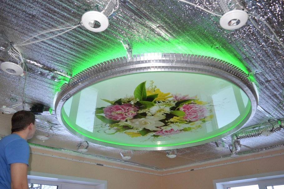 Натяжной потолок звездное небо