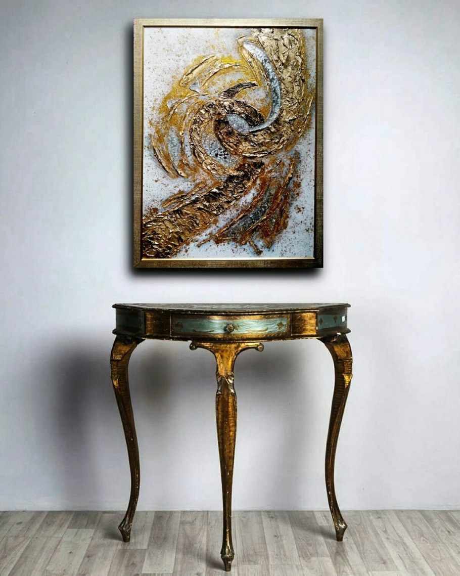 Лепнина с поталью