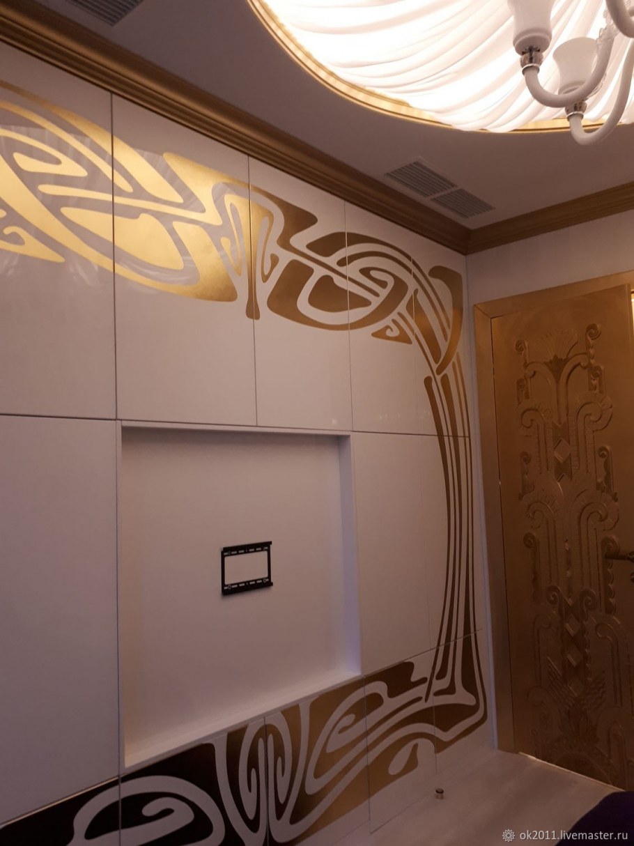 Стертая позолота в интерьере