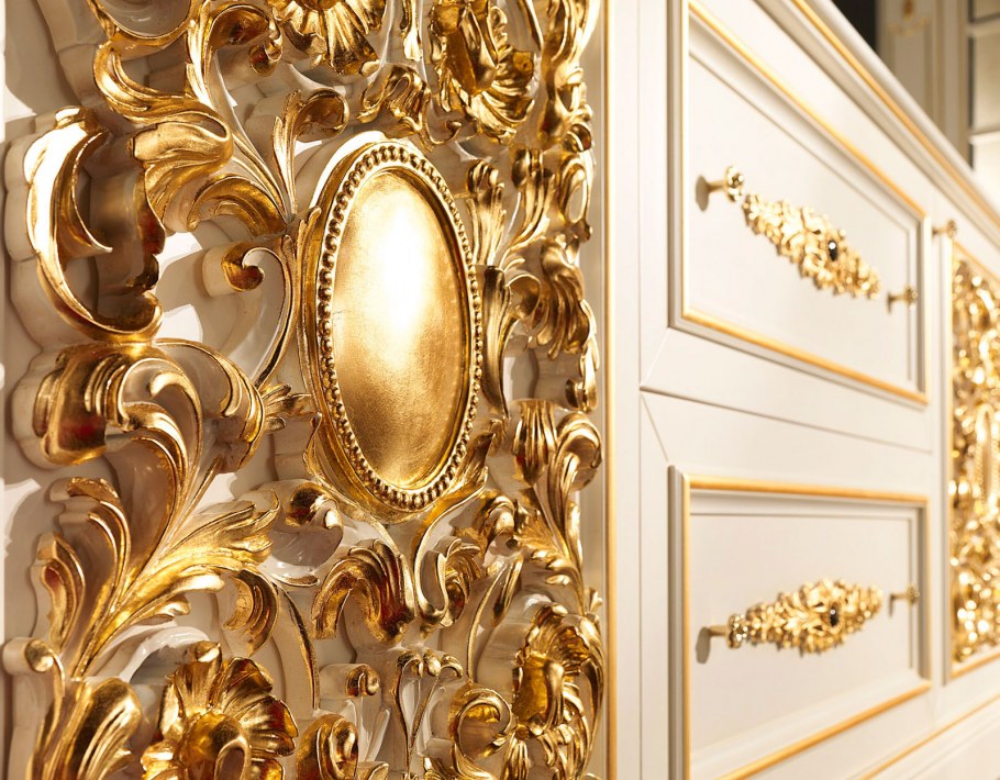Позолоченная лепнина