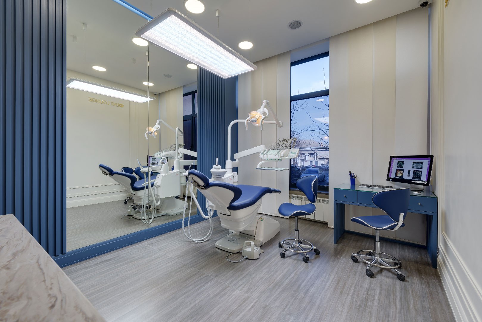 Стоматологический кабинет голубой