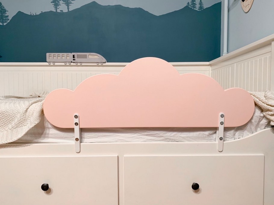 Бортики для кровати