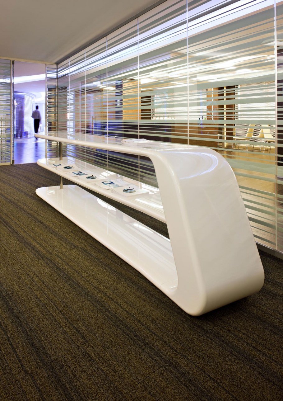 Интерьер офиса в стиле футуризм