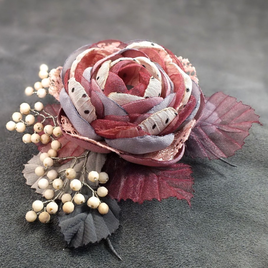 Цветы из ткани