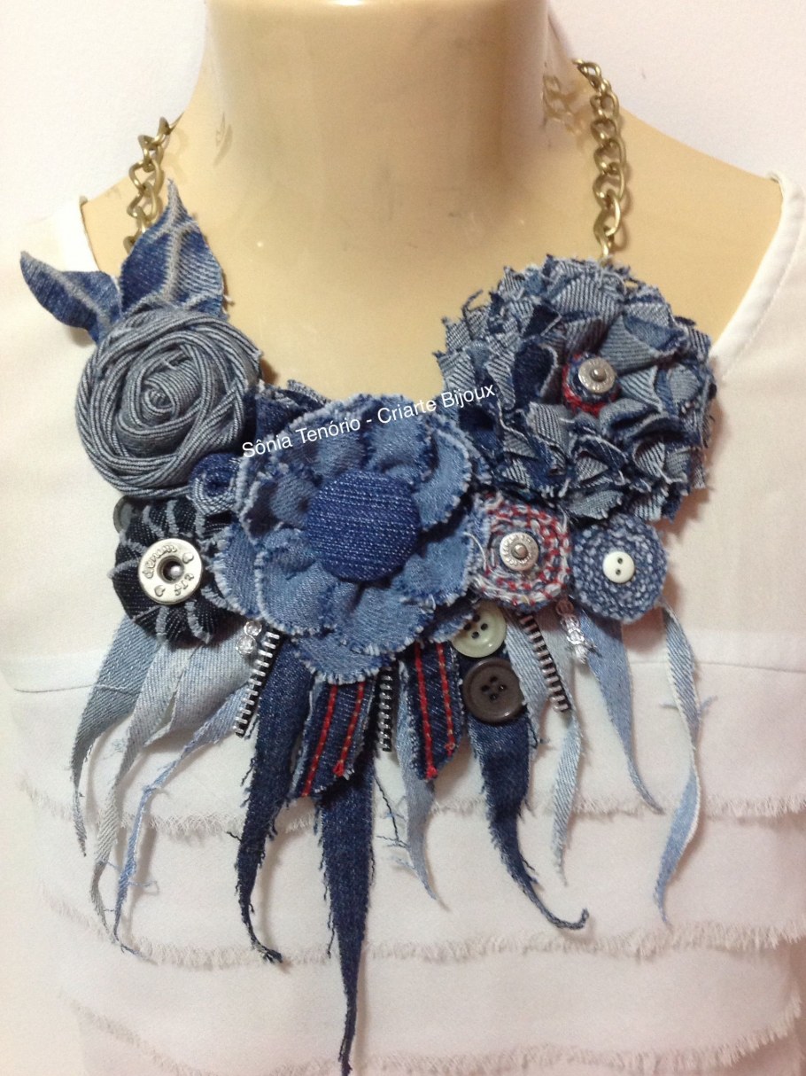 Колье из ткани в стиле бохо