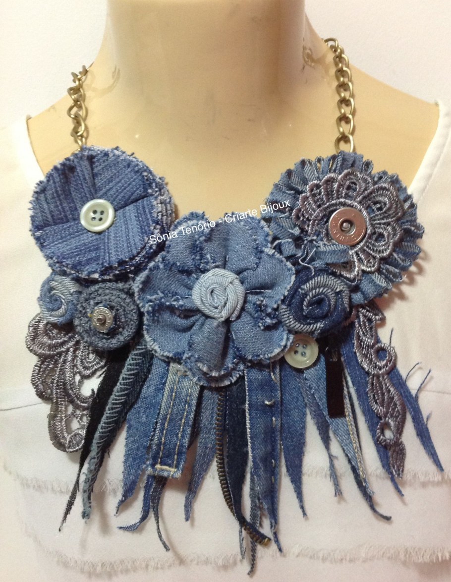 Украшения из джинс