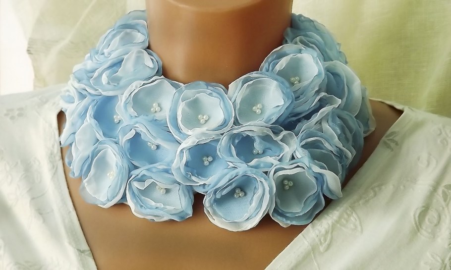 Цветы из ткани для украшения платья