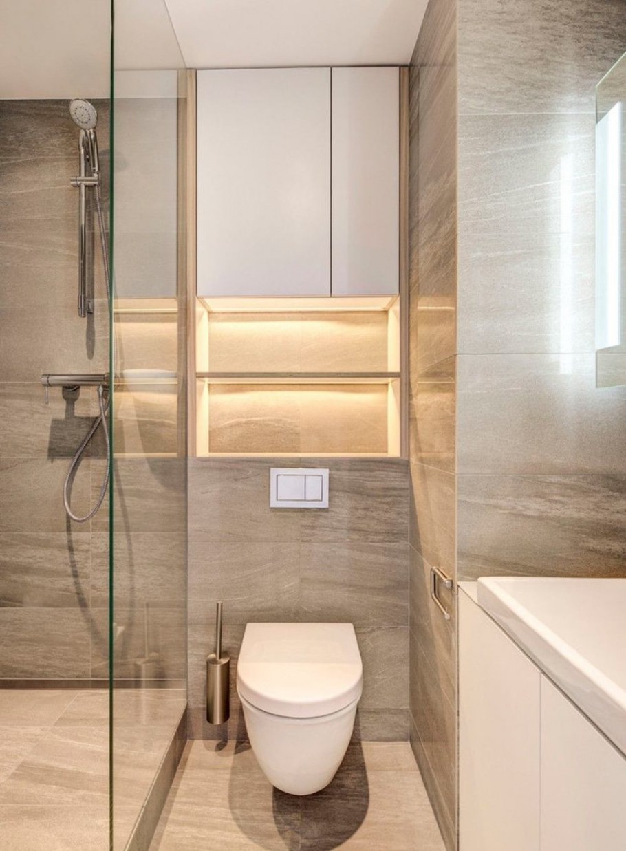 Полочки над инсталляцией