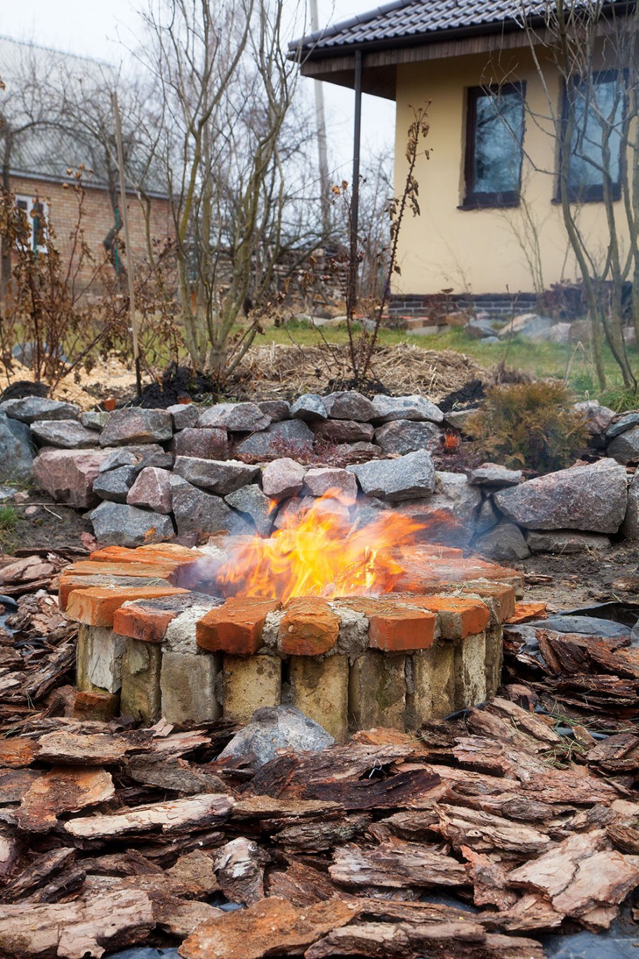 Кирпич для кострища