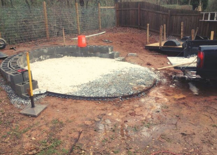 Площадка для барбекю из щебня