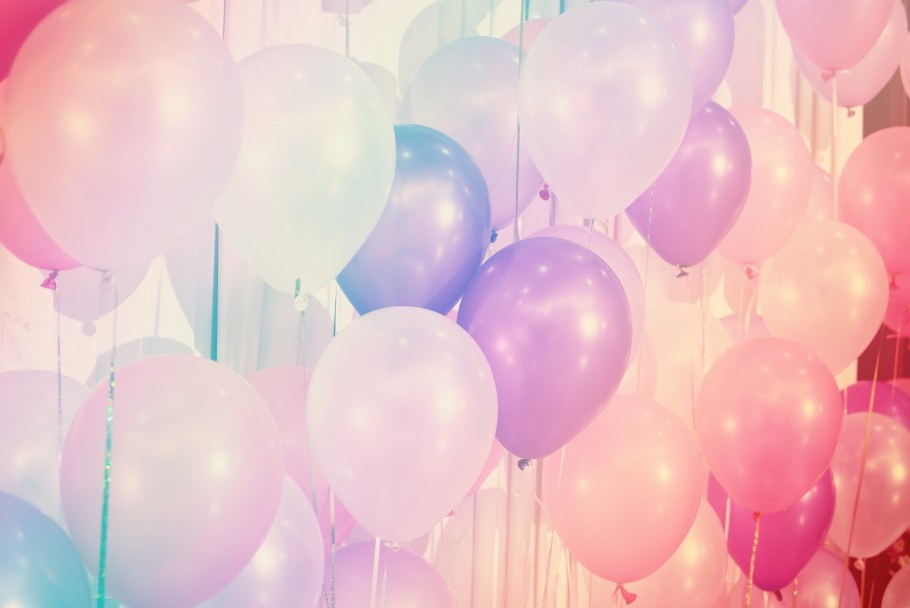 Гирлянда из шаров розовая