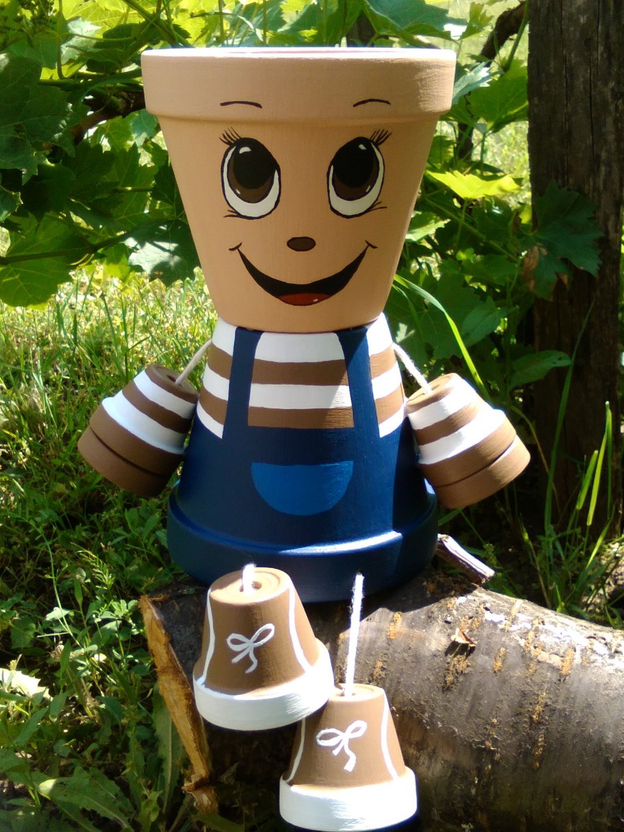 Лягушка из цветочного горшка