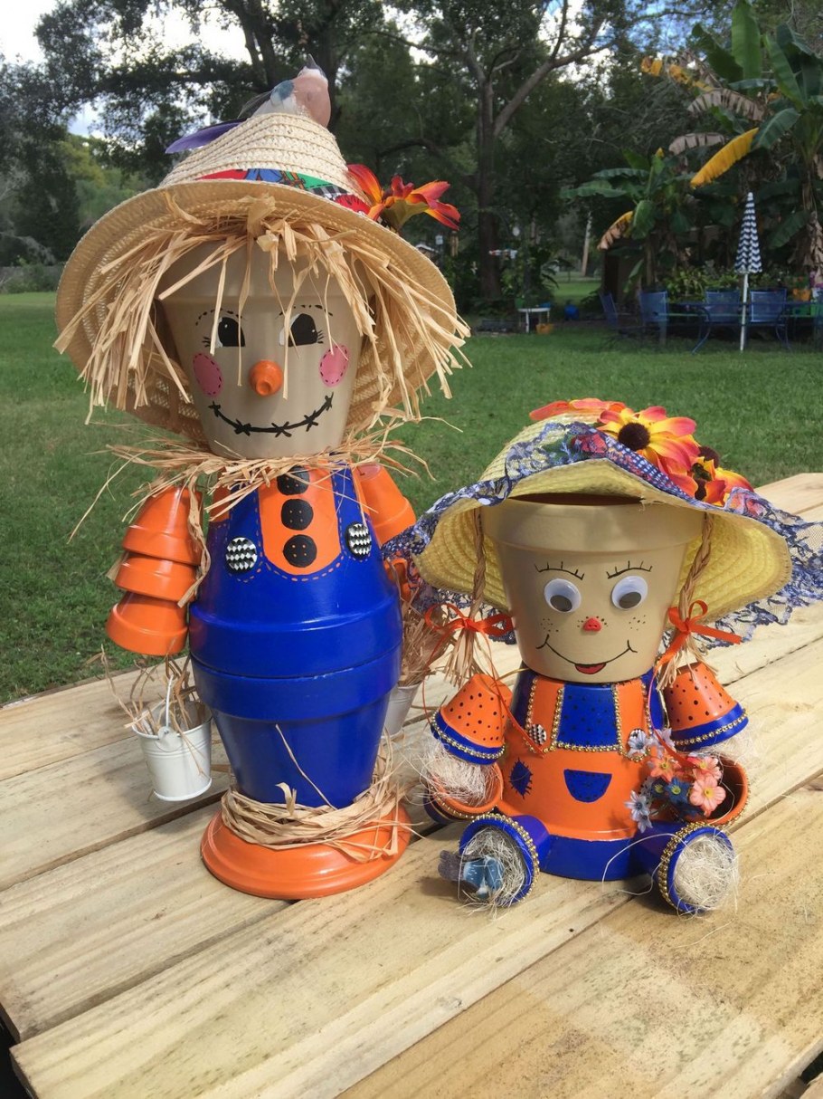 Фигуры из цветочных горшков