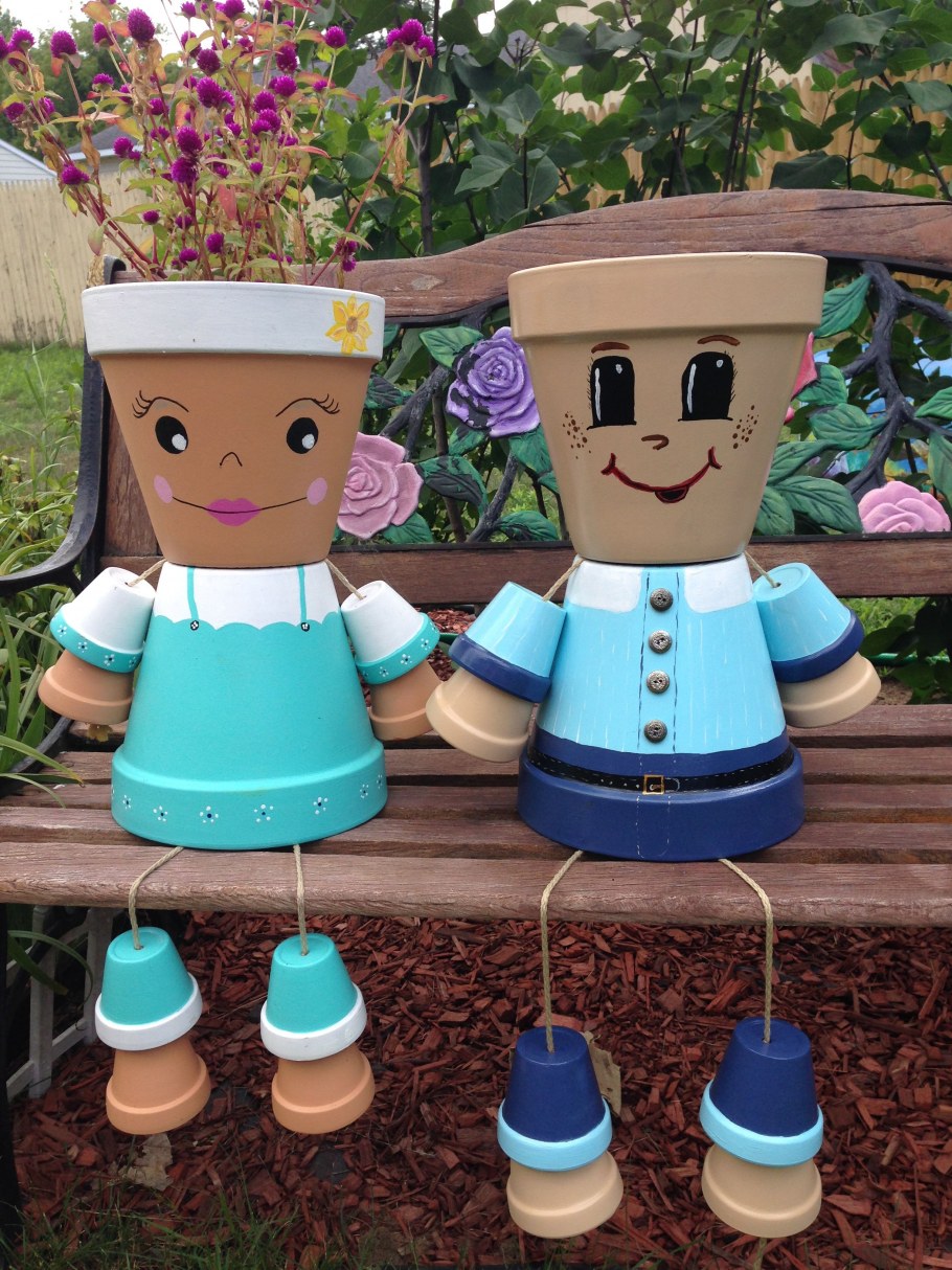 Фигуры для сада из подручных материалов