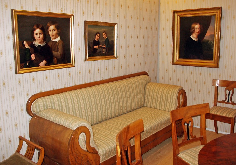 Мебель в стиле бидермейер