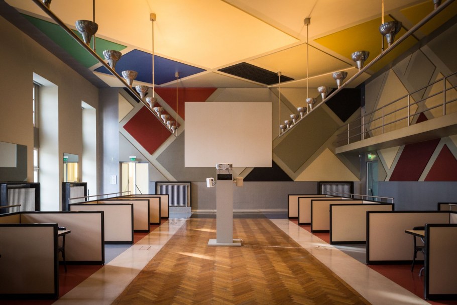 Тео Ван Дусбург архитектура