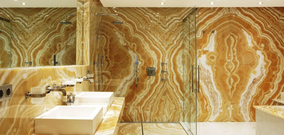 Оникс Алабастро бабочка