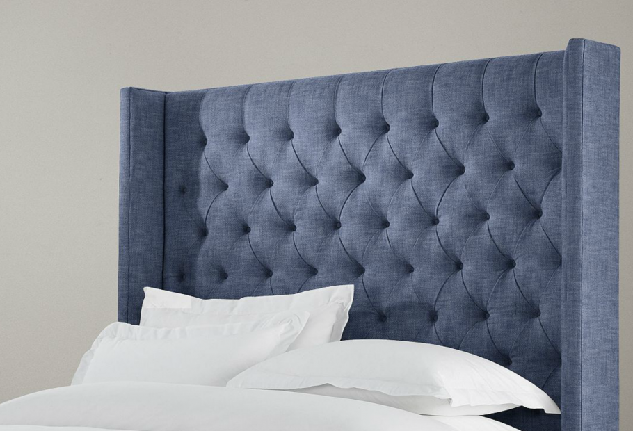 Кровать с мягким изголовьем