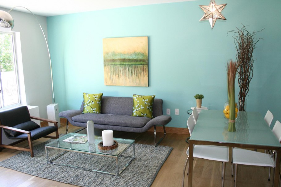 Окрашенные стены в интерьере