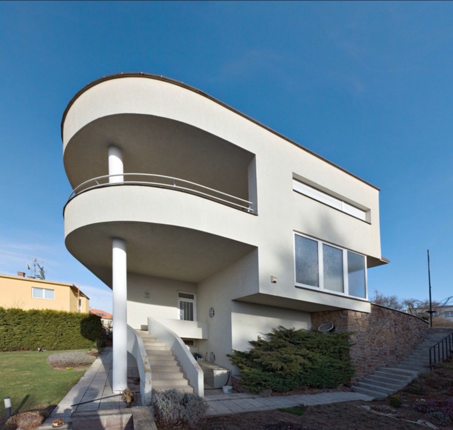 Streamline moderne архитектура